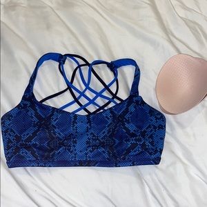 Lululemon sports bra, size 6